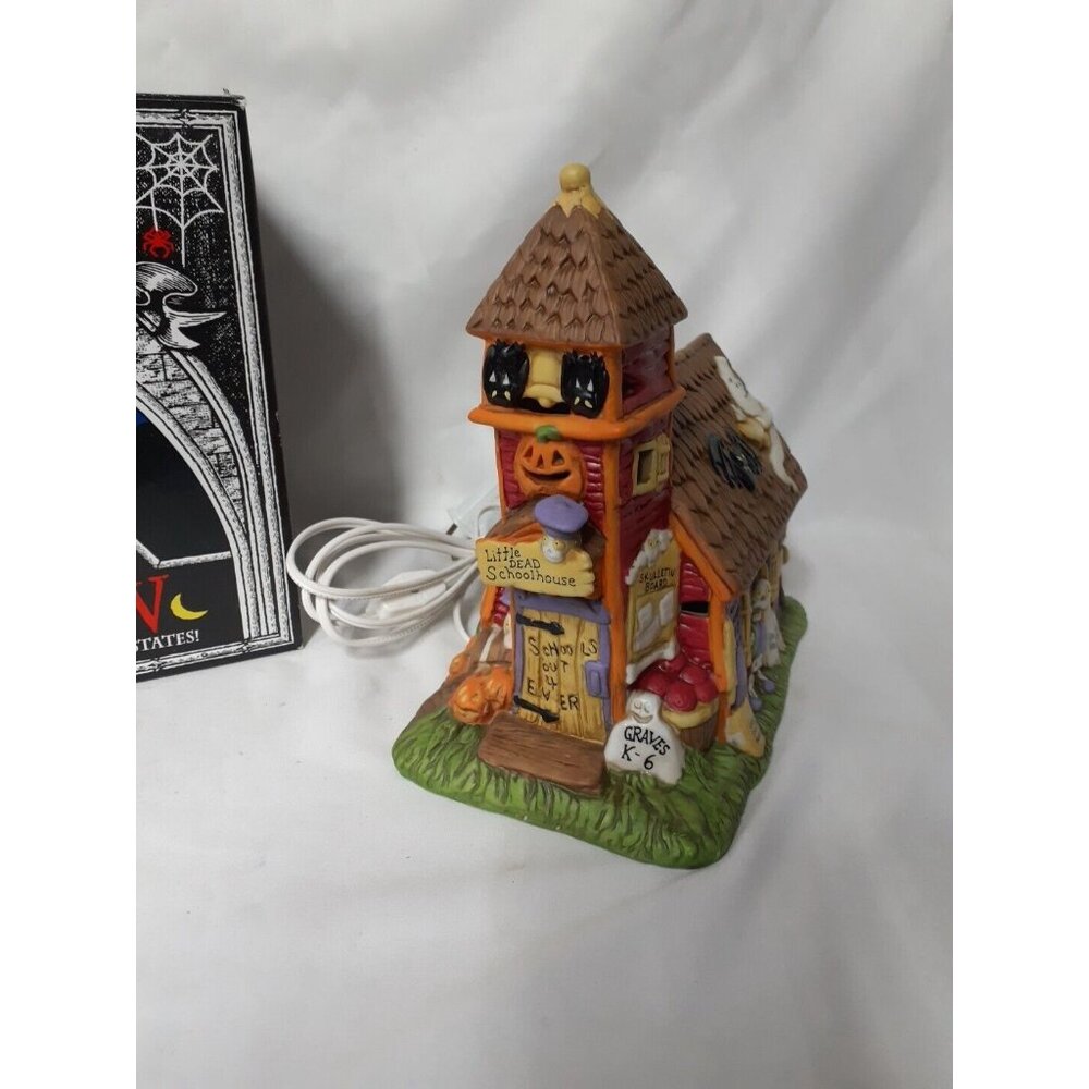Cannon Falls Creepy Hollow LITTLE DEAD SCHOOLHOUSE Mini Light Up Halloween House - Picture 5 of 13